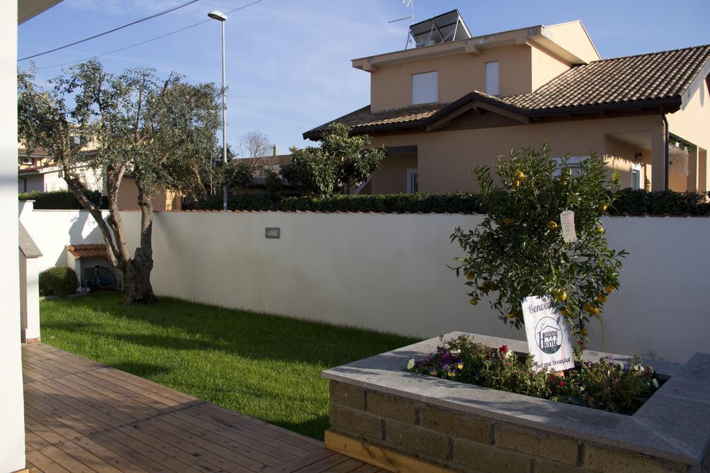 Happy Home Fiumicino Bagian luar foto
